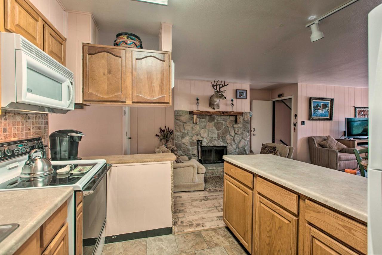 Red River Ski Condo On Main St - Mtn View! Zewnętrze zdjęcie